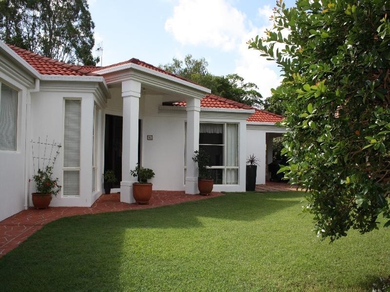 15 McKenna Crt, Noosaville QLD 4566