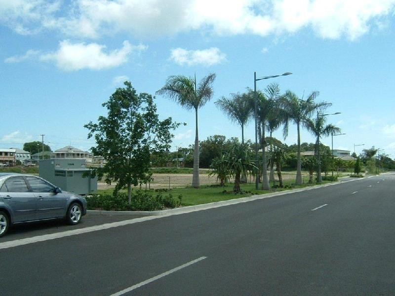 1 Herbert St, Bowen QLD 4805