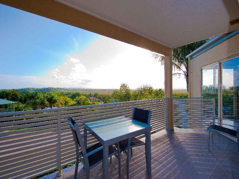 29 Hardy St, Sunrise Beach QLD 4567