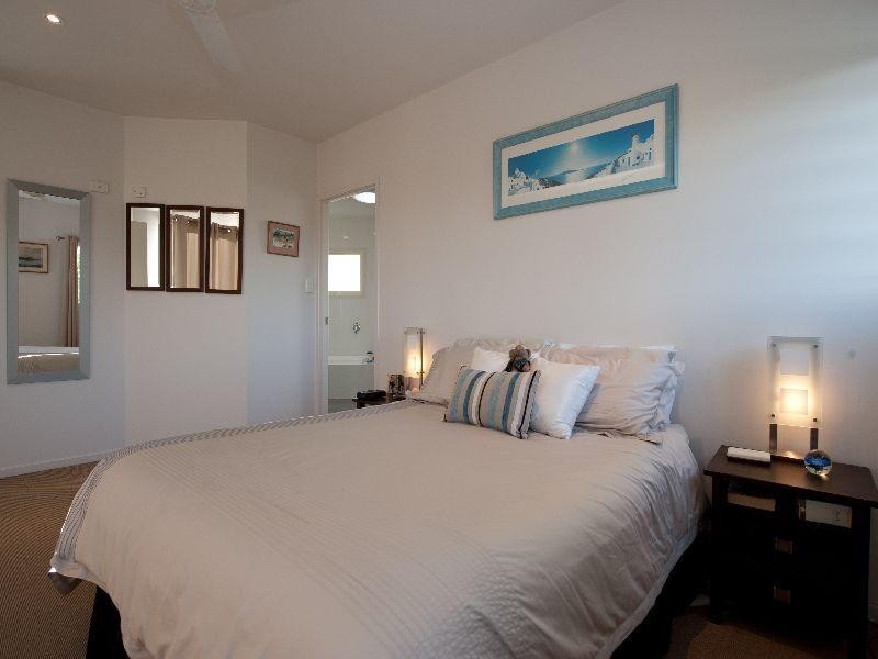 29 Hardy St, Sunrise Beach QLD 4567