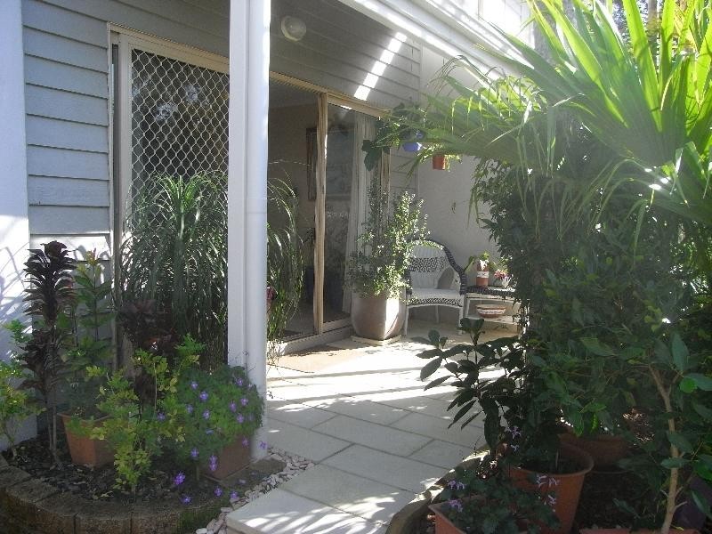 11 13 James St, Noosaville QLD 4566