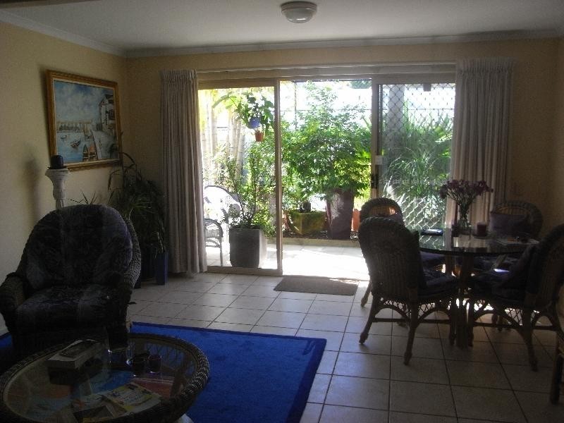 11 13 James St, Noosaville QLD 4566