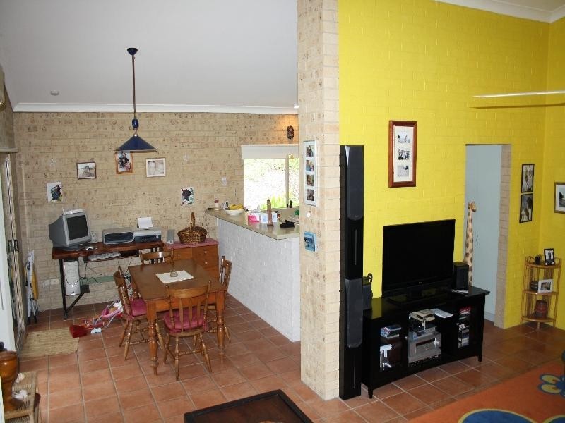 135 Pioneer Rd, Pomona QLD 4568