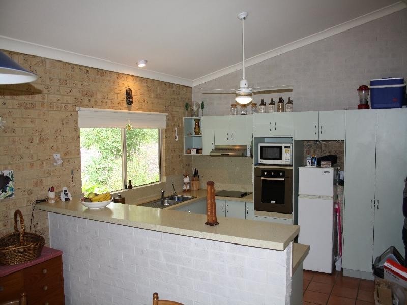 135 Pioneer Rd, Pomona QLD 4568