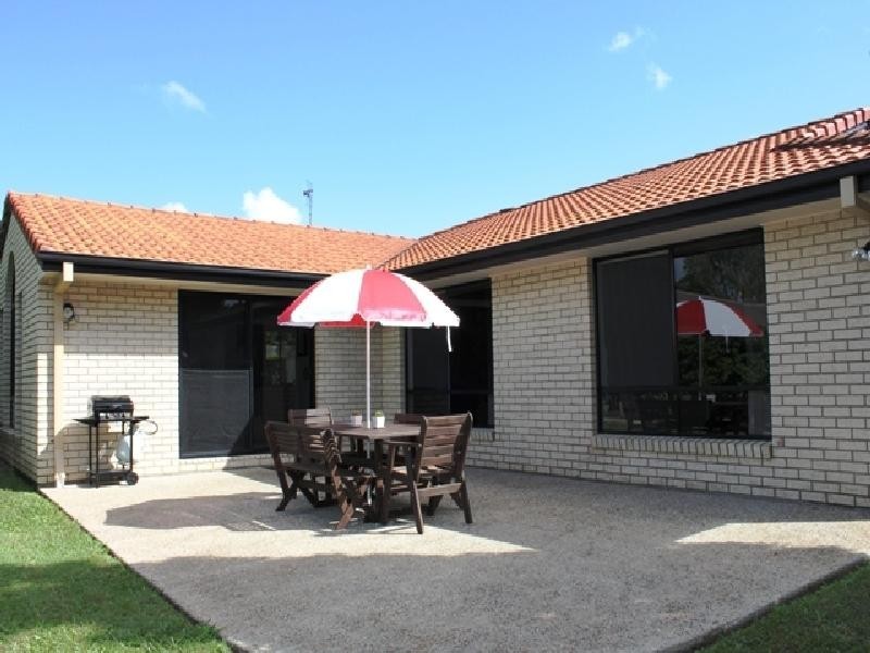 1 Birkdale Crt, Tewantin QLD 4565