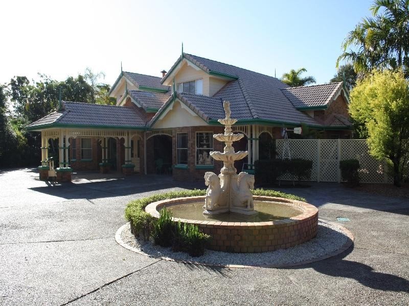 25 Beckmans Rd, Tewantin QLD 4565