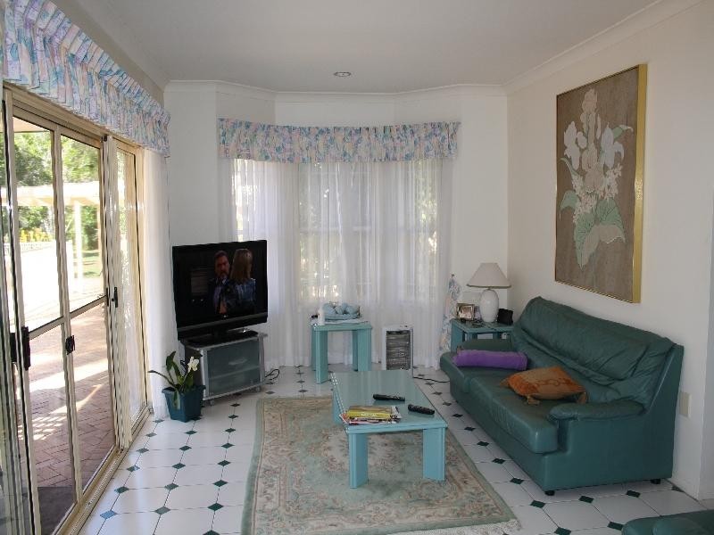 25 Beckmans Rd, Tewantin QLD 4565