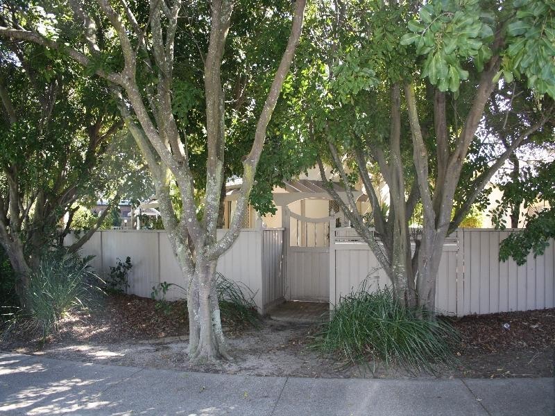 5/37 Thomas St, Noosaville QLD 4566