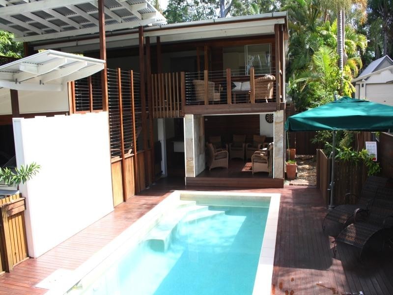 4 Morning Glory Dve, Cooroibah QLD 4565