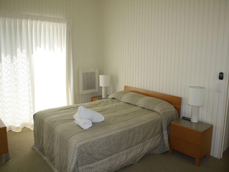 16 Mossman Ct, Noosa Heads QLD 4567