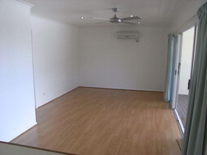2/48 Poinciana Av, Tewantin QLD 4565