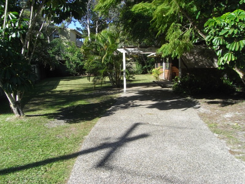 12 Pipi Cres, Noosaville QLD 4566
