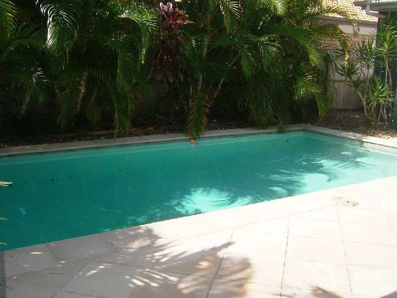 4 Regatta Cct, Noosaville QLD 4566