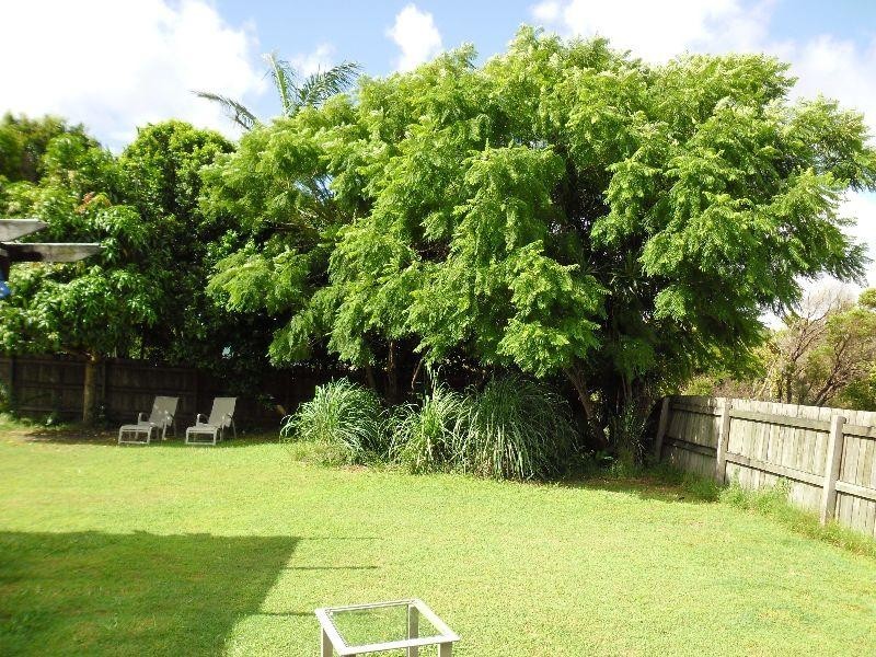 59 Dame Patti Dr, Sunrise Beach QLD 4567