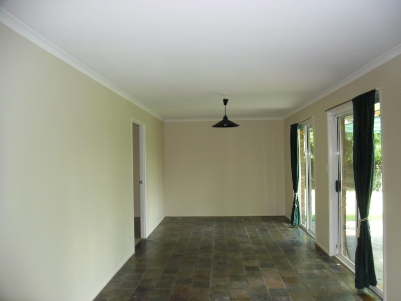 59 Dame Patti Dr, Sunrise Beach QLD 4567