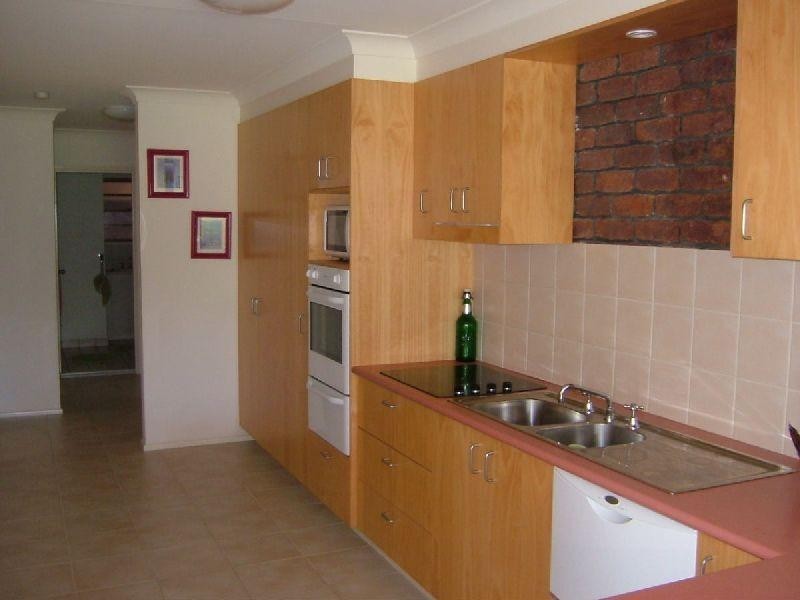 2/116 Hilton Terrace, Noosaville QLD 4566