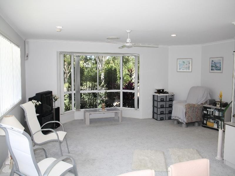 3 Aquamarine Circuit, Noosa Waters QLD 4566