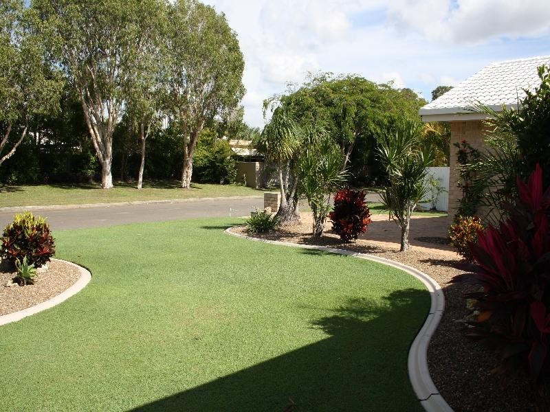 3 Aquamarine Circuit, Noosa Waters QLD 4566