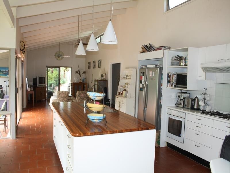 83 Ward St, Tewantin QLD 4565