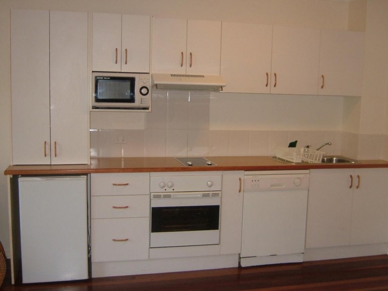 2/179 Weyba Road, Noosaville QLD 4566