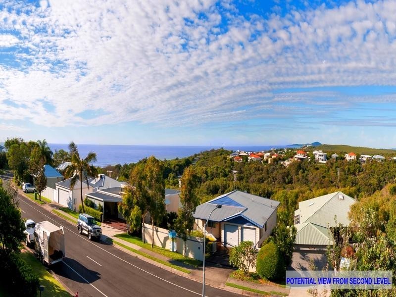82 Orient Dve, Sunrise Beach QLD 4567