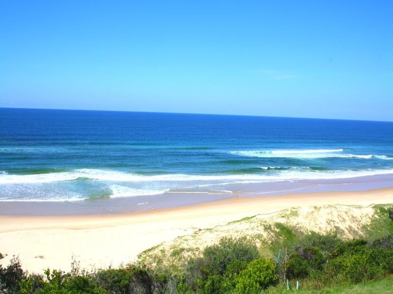 82 Orient Dve, Sunrise Beach QLD 4567