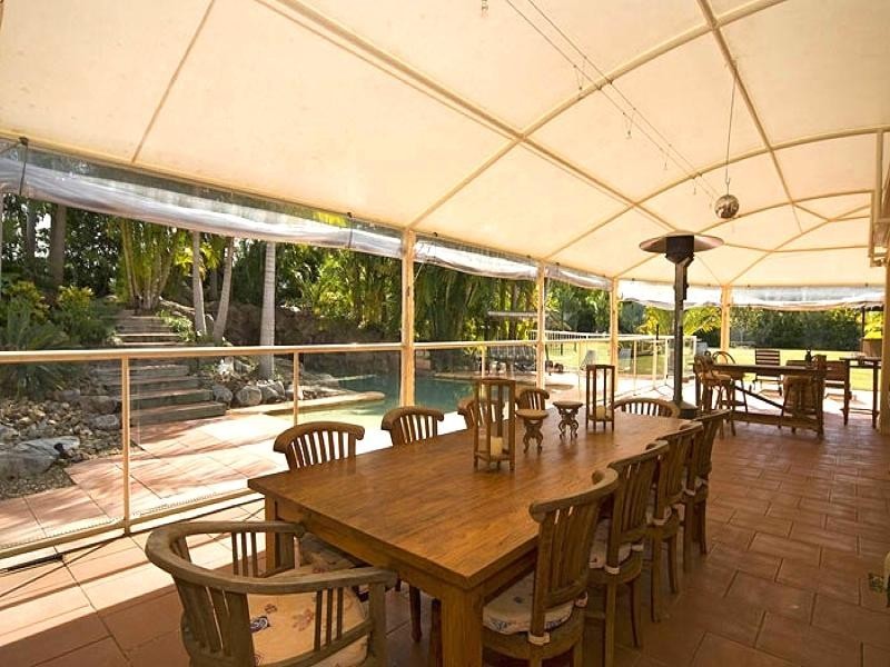 9 Oceanmist Crt, Noosa Waters QLD 4566