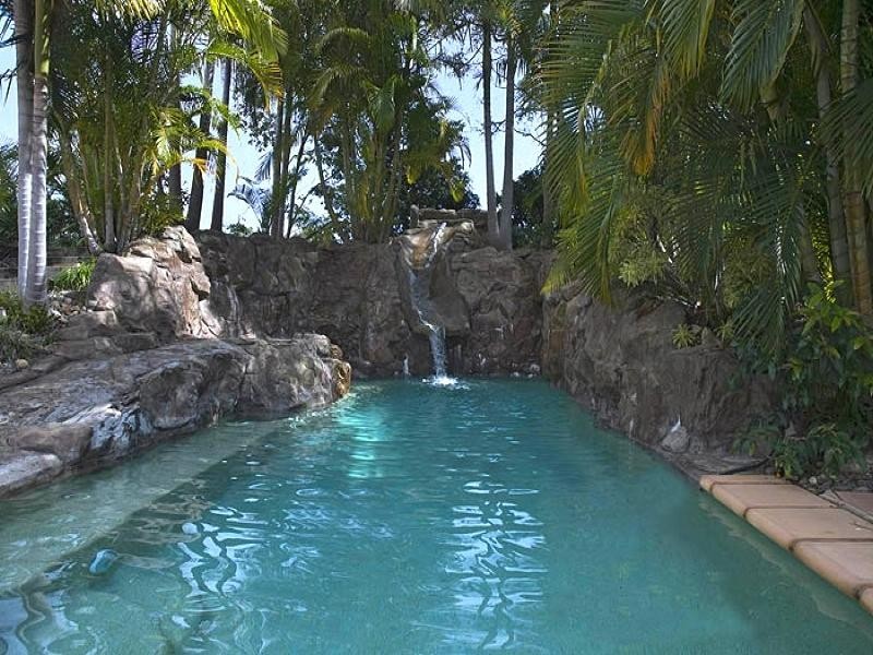 9 Oceanmist Crt, Noosa Waters QLD 4566