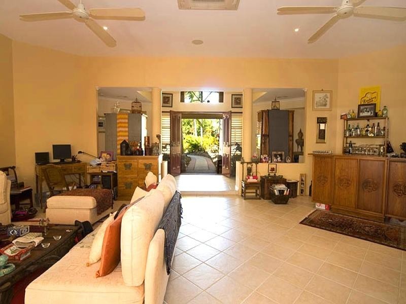 9 Oceanmist Crt, Noosa Waters QLD 4566