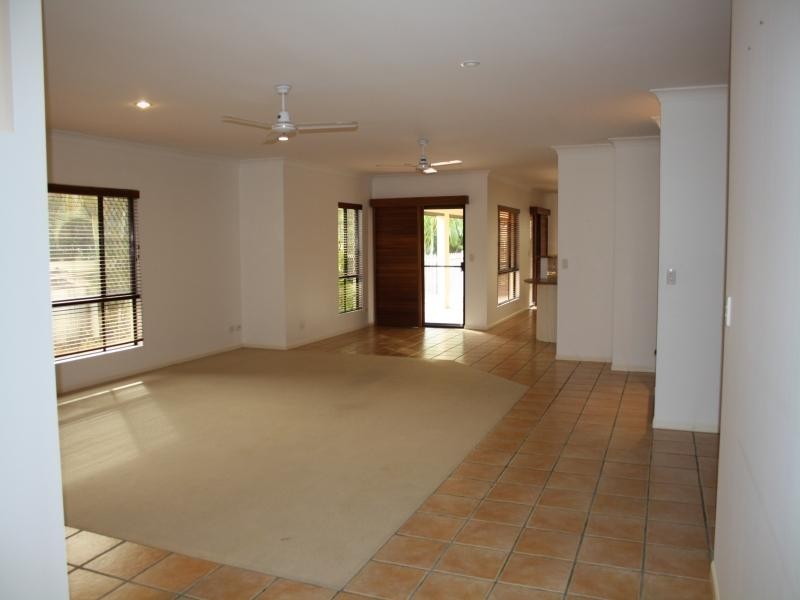 8 Shipyard Circuit, Noosaville QLD 4566