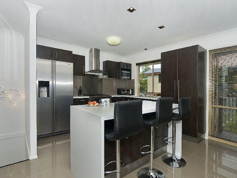 1 Ferntree Crt, Noosaville QLD 4566