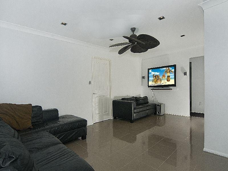 1 Ferntree Crt, Noosaville QLD 4566