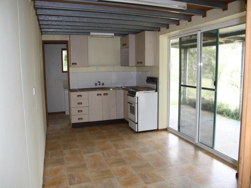 273 Black Mountain Range Rd, Black Mountain QLD 4563