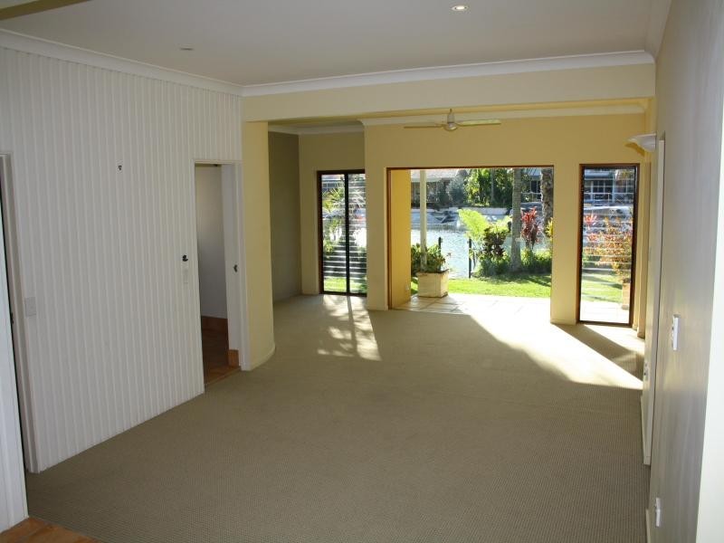 16 Mossman Crt, Noosa Heads QLD 4567