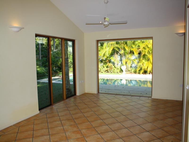 16 Mossman Crt, Noosa Heads QLD 4567