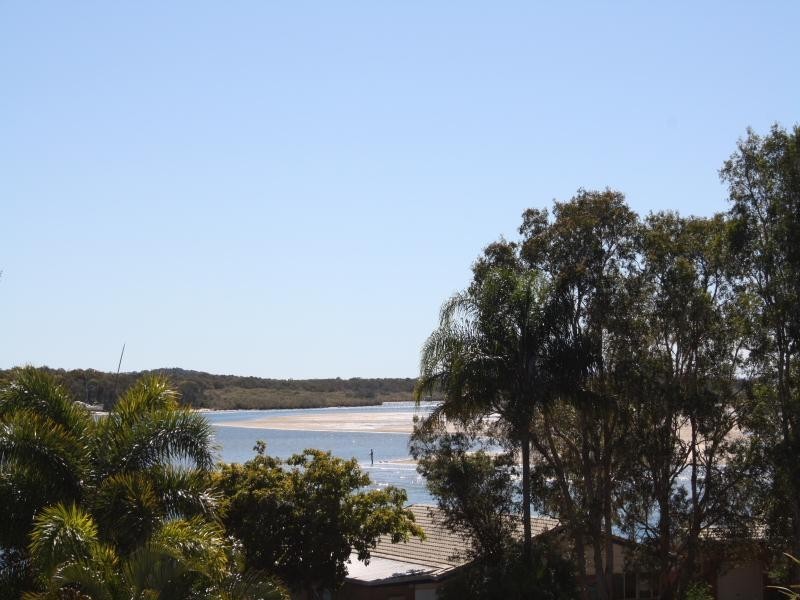 4/11 Russell St, Noosaville QLD 4566