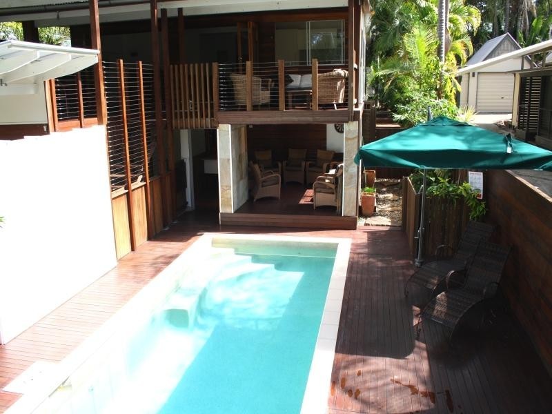 4 Morning Glory Drive, Cooroibah QLD 4565
