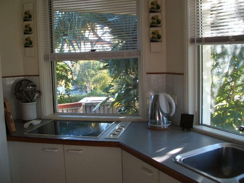 31 Southern Cross Pde, Sunrise Beach QLD 4567