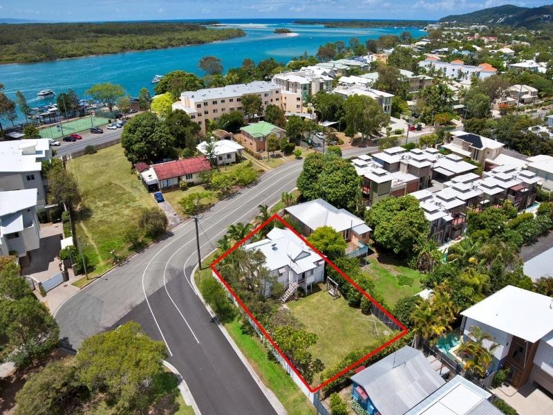 8 Elizabeth St, Noosaville QLD 4566