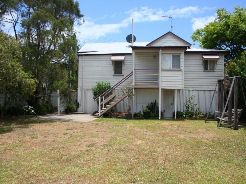 8 Elizabeth St, Noosaville QLD 4566