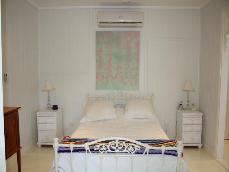 8 Elizabeth St, Noosaville QLD 4566