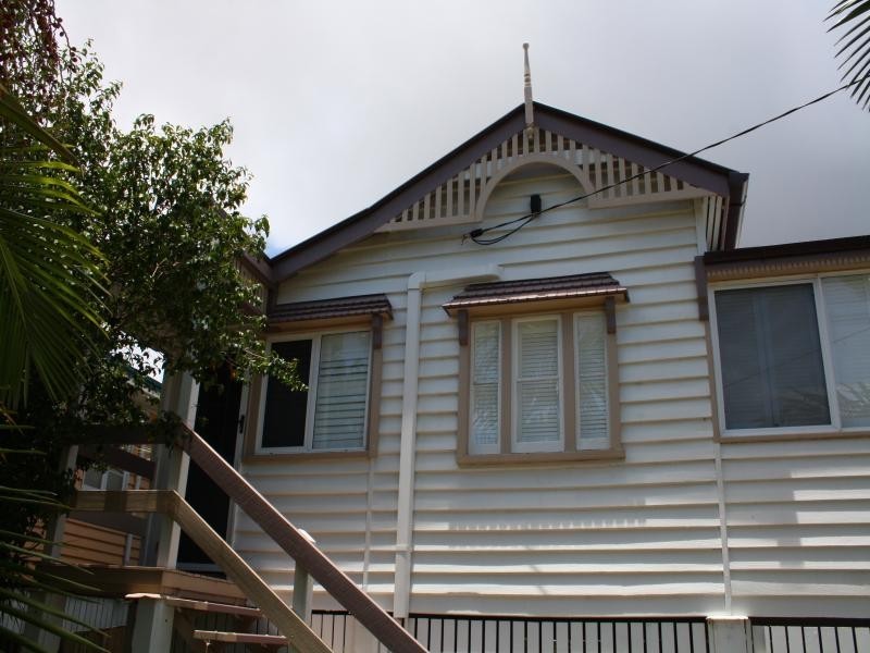 8 Elizabeth St, Noosaville QLD 4566