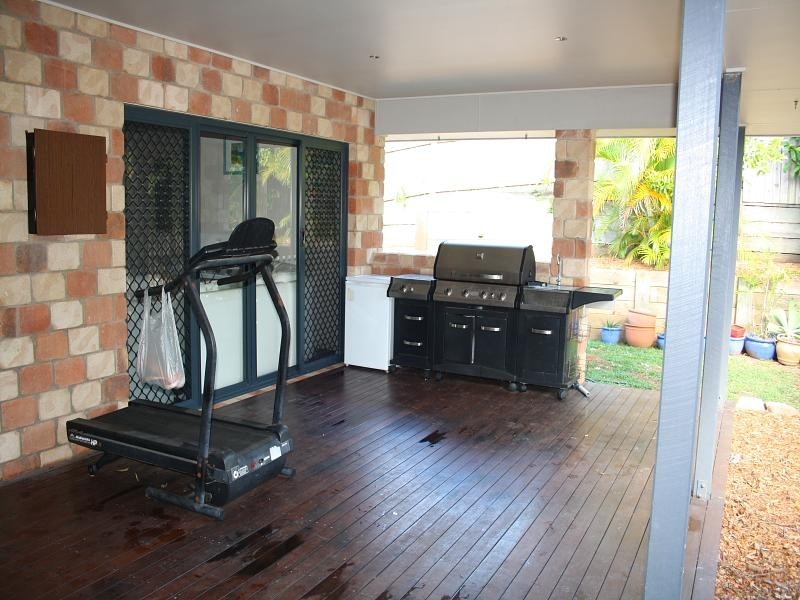 12 McKenna Court, Noosaville QLD 4566
