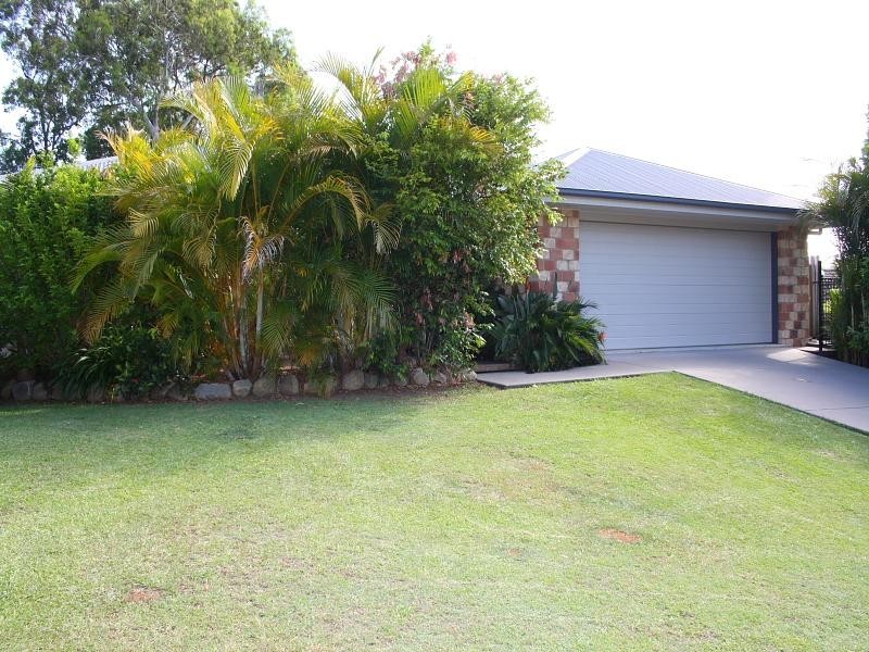 12 McKenna Court, Noosaville QLD 4566