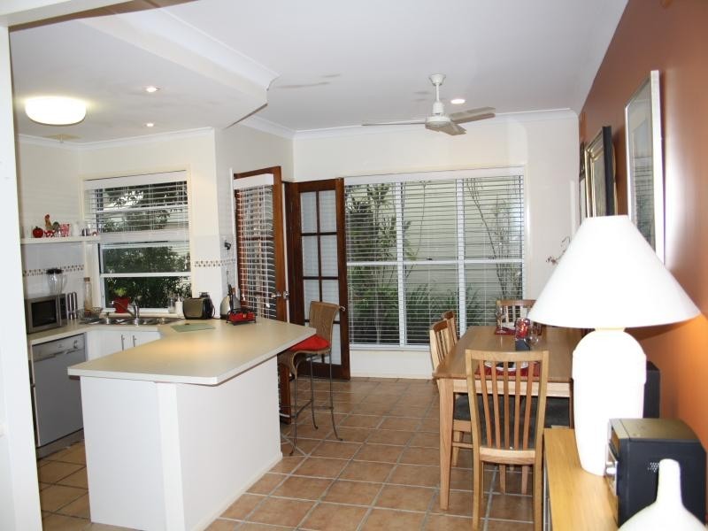 U47, 67 Gibson Rd, Noosaville QLD 4566