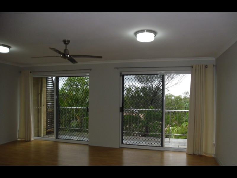 2/11-13 Katharina Street, Noosa Heads QLD 4567