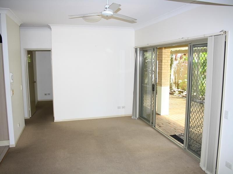 2/31 Elizabeth St, Noosaville QLD 4566