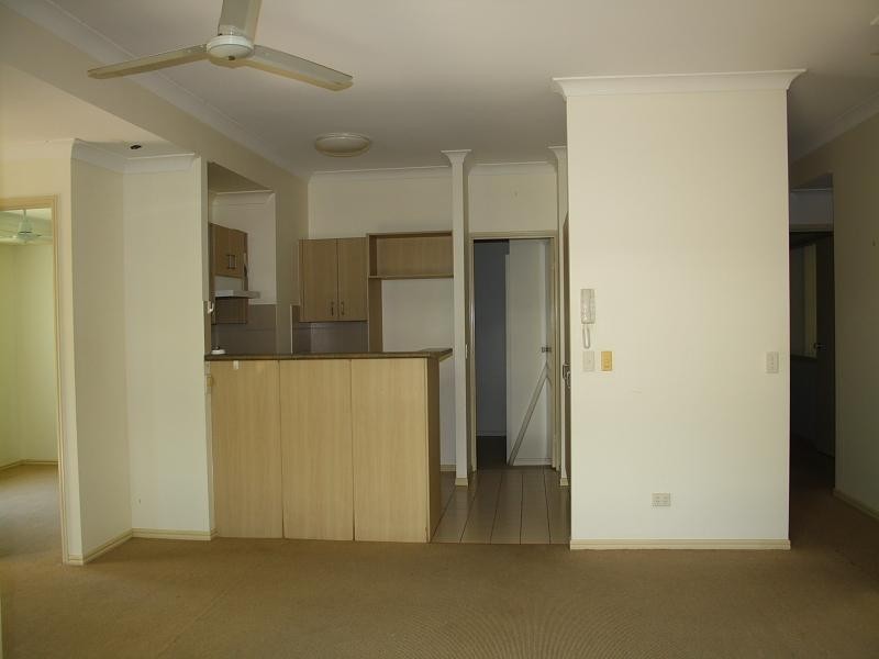 2/31 Elizabeth St, Noosaville QLD 4566