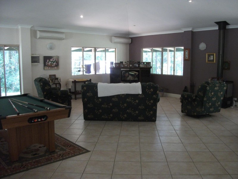 122 Timbarra Road, Pomona QLD 4568