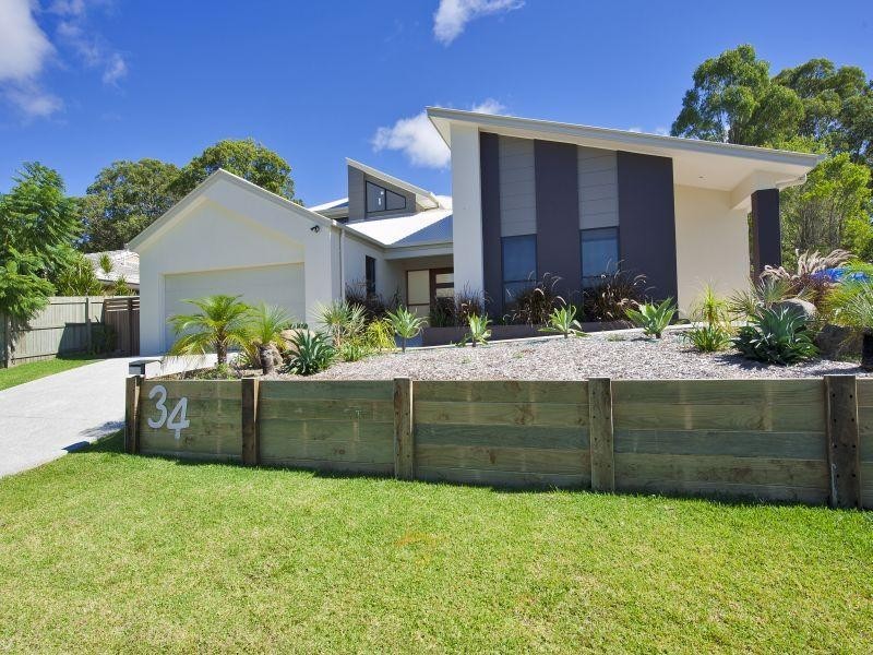 34 Seacove Court, Noosa Waters QLD 4566